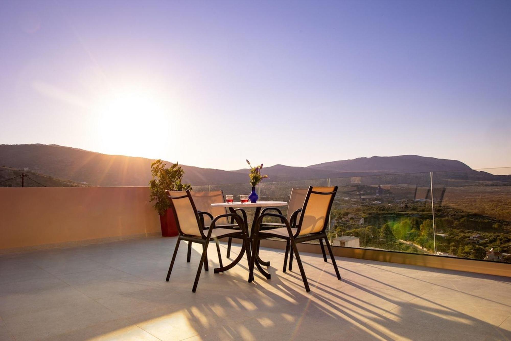 Iconic With Private Pool And Sea View Provarma