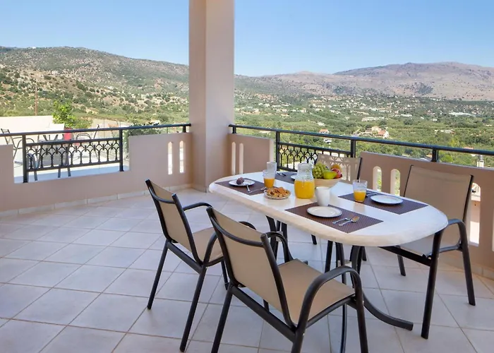 Iconic Villa With Private Pool And Sea View